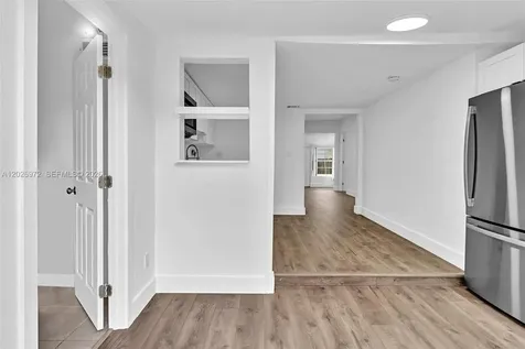 2636 SW 29th Court Miami FL 33133
