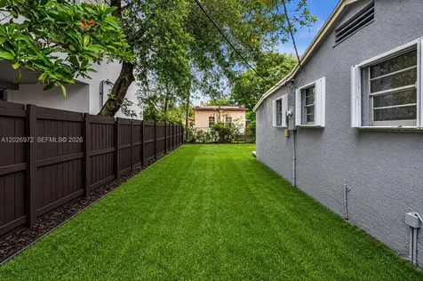 2636 SW 29th Court Miami FL 33133