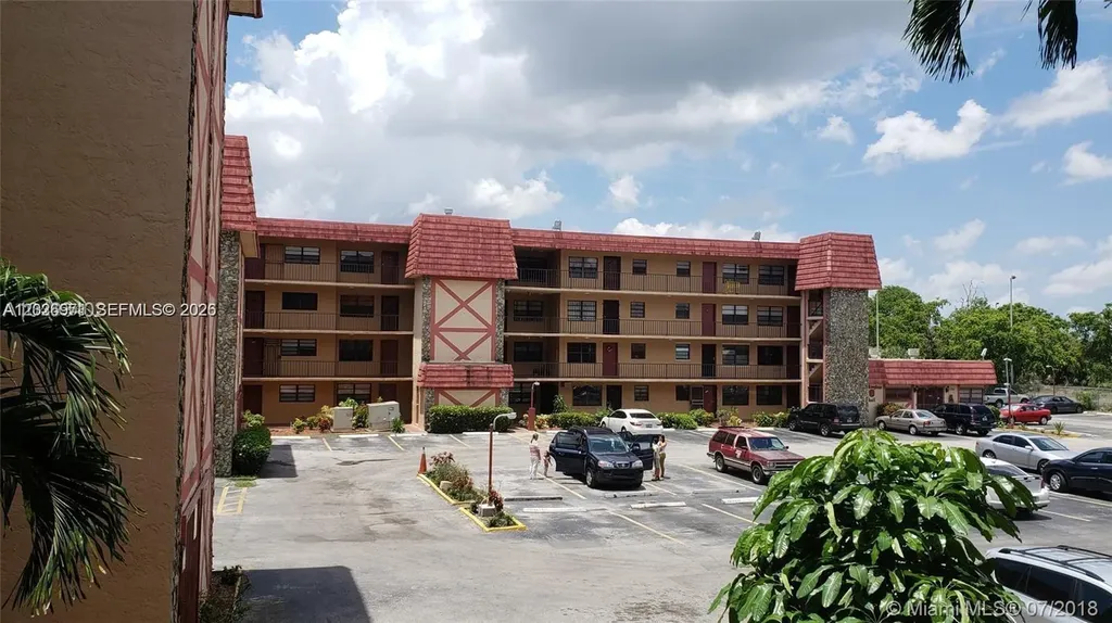 1325 W 68th Street Hialeah FL 33014