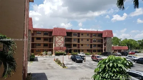 1325 W 68th Street Hialeah FL 33014