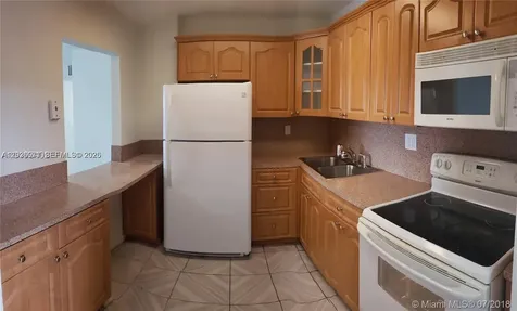 1325 W 68th Street Hialeah FL 33014
