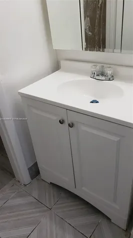 1325 W 68th Street Hialeah FL 33014