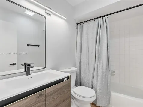 1089 NE 210th Terrace Miami FL 33179