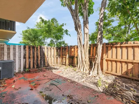 1089 NE 210th Terrace Miami FL 33179