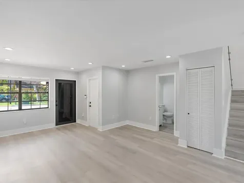 1089 NE 210th Terrace Miami FL 33179