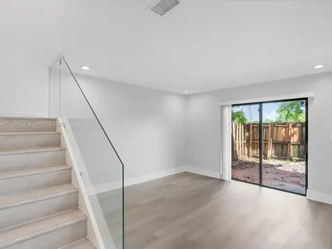 1089 NE 210th Terrace Miami FL 33179