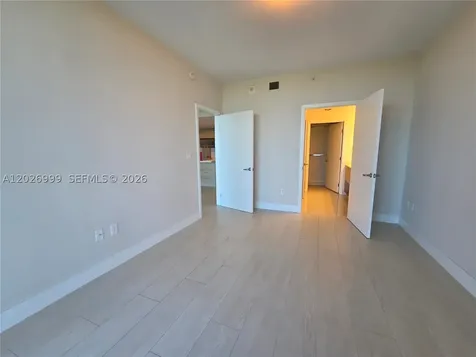 16385 Biscayne Boulevard North Miami Beach FL 33160