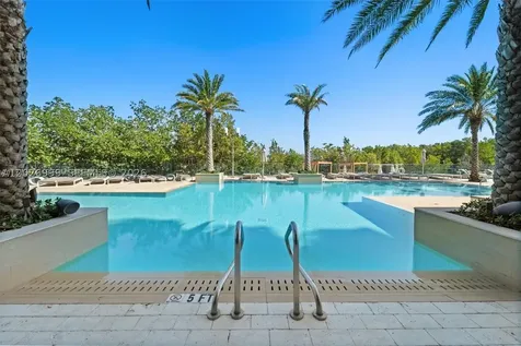 16385 Biscayne Boulevard North Miami Beach FL 33160