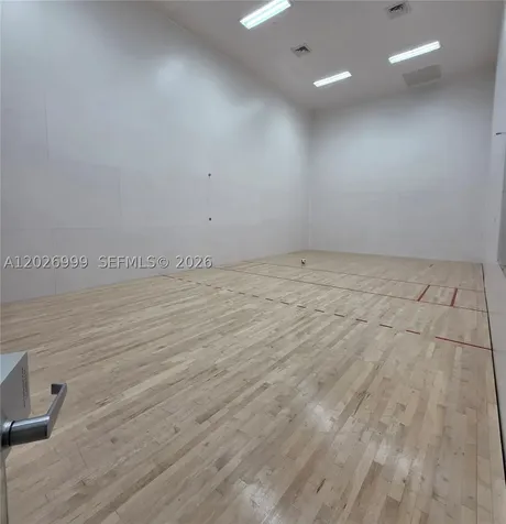 16385 Biscayne Boulevard North Miami Beach FL 33160