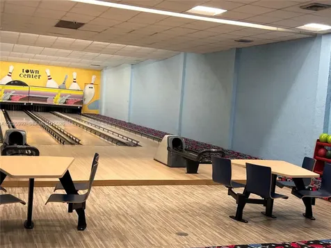 301 Racquet Club Road Weston FL 33326