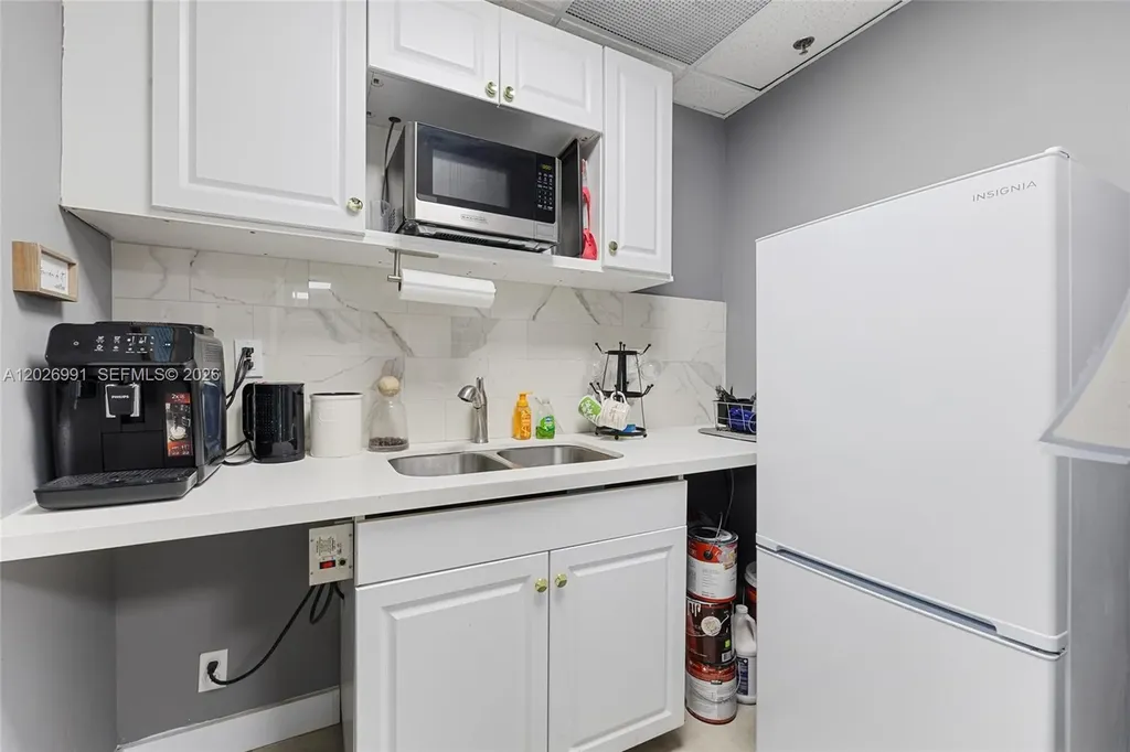 200 S Andrews Avenue Fort Lauderdale FL 33301