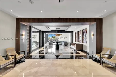 20515 E Country Club Drive Aventura FL 33180