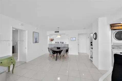 20515 E Country Club Drive Aventura FL 33180