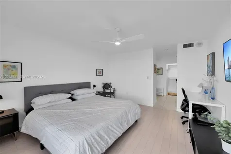 20515 E Country Club Drive Aventura FL 33180