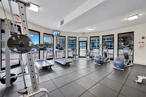 20515 E Country Club Drive Aventura FL 33180