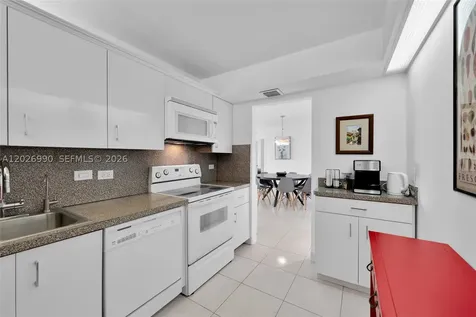 20515 E Country Club Drive Aventura FL 33180