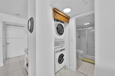 20515 E Country Club Drive Aventura FL 33180