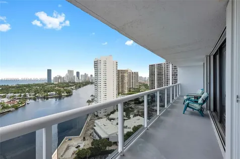20515 E Country Club Drive Aventura FL 33180