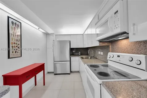 20515 E Country Club Drive Aventura FL 33180