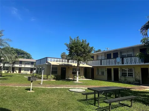 2900 NE 17th Avenue Pompano Beach FL 33064