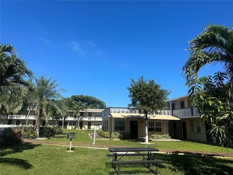 2900 NE 17th Avenue Pompano Beach FL 33064