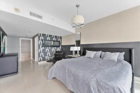 17121 Collins Avenue Sunny Isles Beach FL 33160