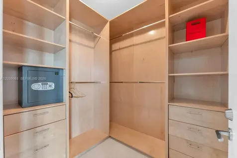 17121 Collins Avenue Sunny Isles Beach FL 33160