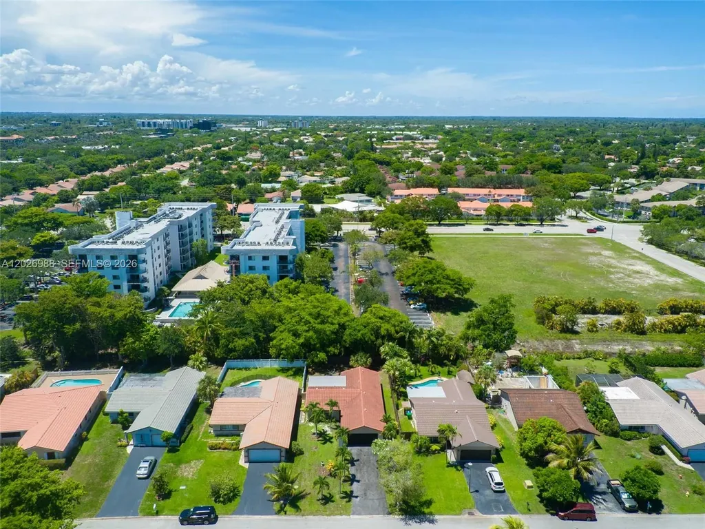 9039 NW 21st Court Coral Springs FL 33071