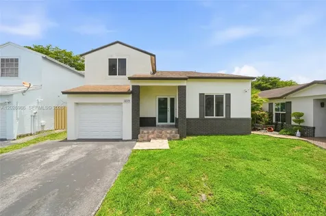 8219 NW 192nd Terrace Hialeah FL 33015