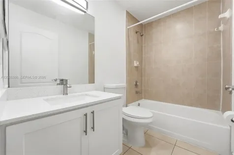 8219 NW 192nd Terrace Hialeah FL 33015