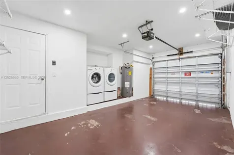 8219 NW 192nd Terrace Hialeah FL 33015