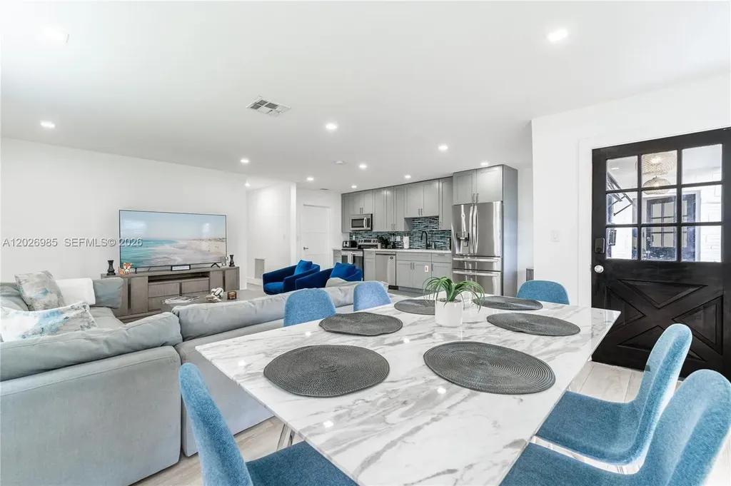 825 SW 14th Street Fort Lauderdale FL 33315