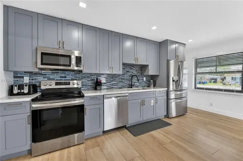 825 SW 14th Street Fort Lauderdale FL 33315