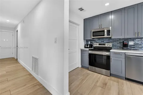 825 SW 14th Street Fort Lauderdale FL 33315