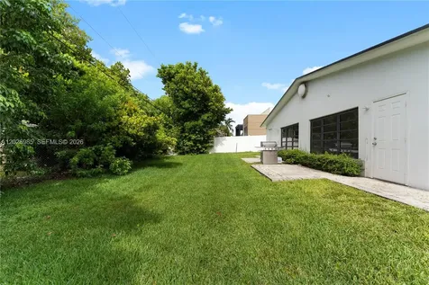 825 SW 14th Street Fort Lauderdale FL 33315