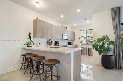 4718 NW 83rd Parkway Doral FL 33166