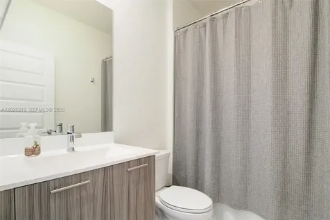 4718 NW 83rd Parkway Doral FL 33166