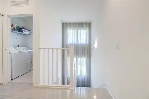 4718 NW 83rd Parkway Doral FL 33166