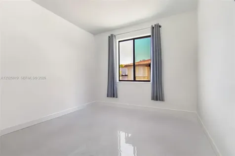 4718 NW 83rd Parkway Doral FL 33166