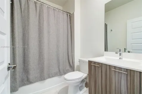 4718 NW 83rd Parkway Doral FL 33166