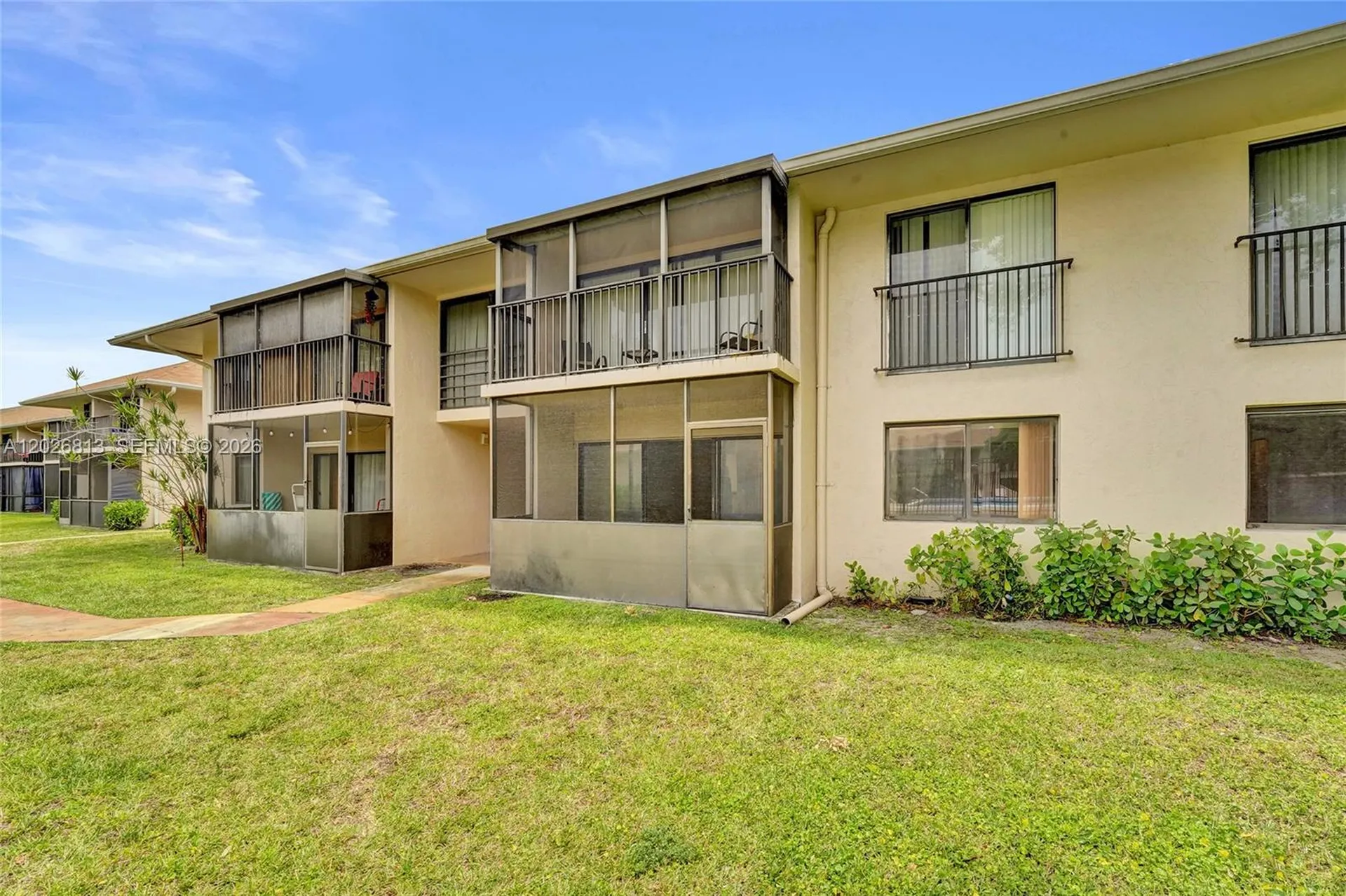 5805 Washington Street Hollywood FL 33023