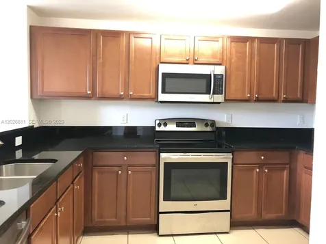 8960 NW 97th Avenue Doral FL 33178