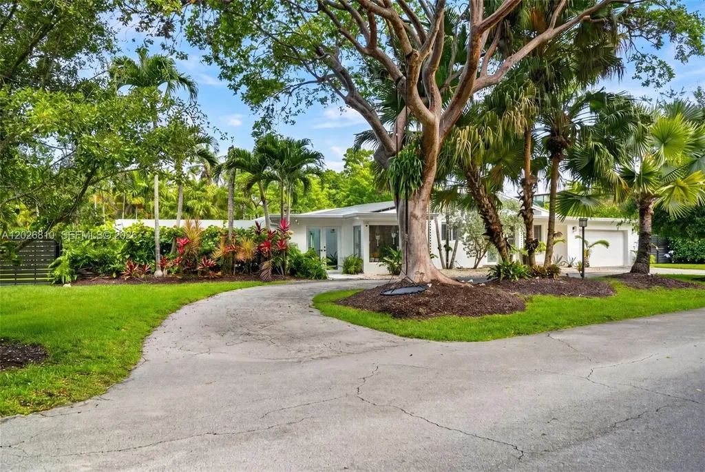 12420 SW 69th Avenue Pinecrest FL 33156