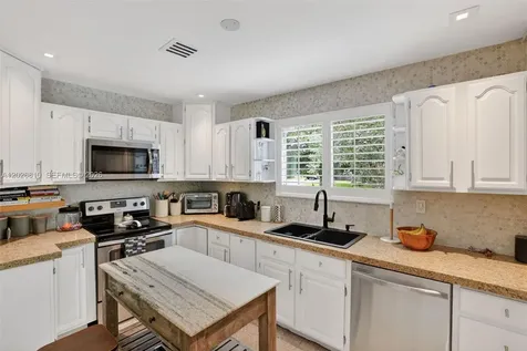 12420 SW 69th Avenue Pinecrest FL 33156