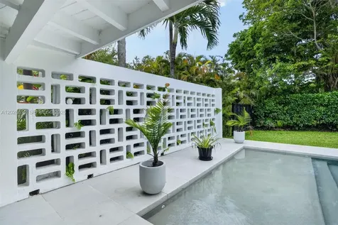 12420 SW 69th Avenue Pinecrest FL 33156