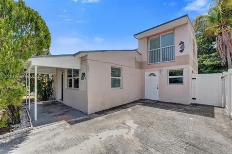 712 SW 7th Terrace Hallandale Beach FL 33009
