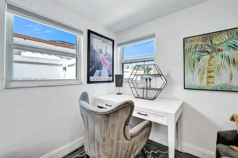 712 SW 7th Terrace Hallandale Beach FL 33009