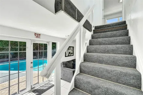 712 SW 7th Terrace Hallandale Beach FL 33009