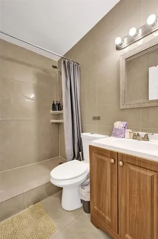 712 SW 7th Terrace Hallandale Beach FL 33009