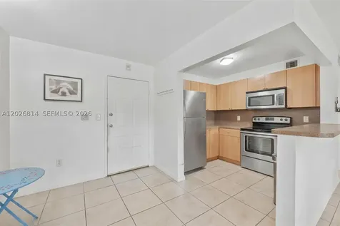 9445 SW 76th Street Miami FL 33173